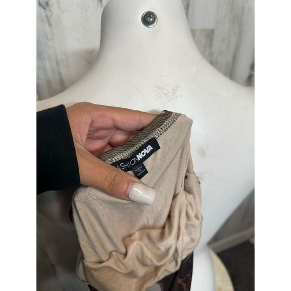 Fashion nova 100 dollar bill skirt - Picture 3 of 5